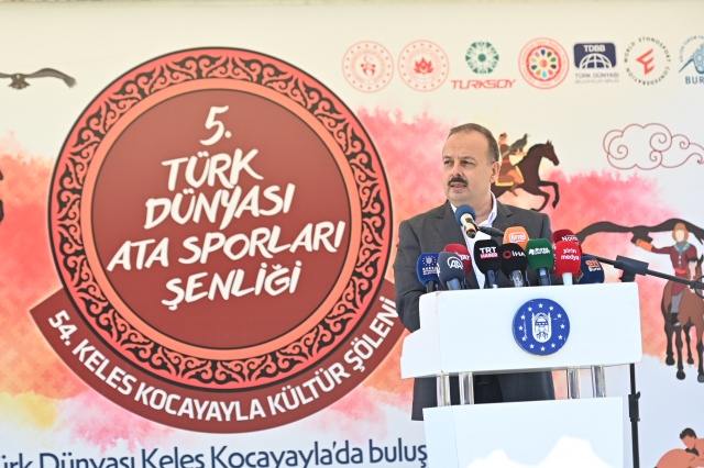 Ata sporlarında renkli buluşma