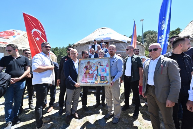 Ata sporlarında renkli buluşma