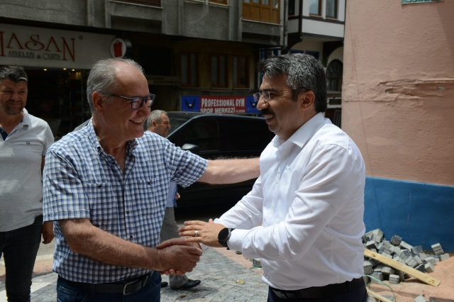 Başkan Yılmaz 1 Ayda 15 Mahalleyi Ziyaret Etti