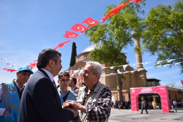 Başkan Yılmaz 1 Ayda 15 Mahalleyi Ziyaret Etti