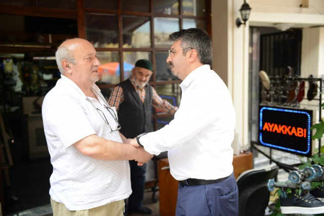 Başkan Yılmaz 1 Ayda 15 Mahalleyi Ziyaret Etti