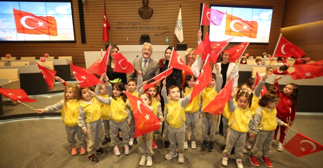 Mecliste bayram coşkusu