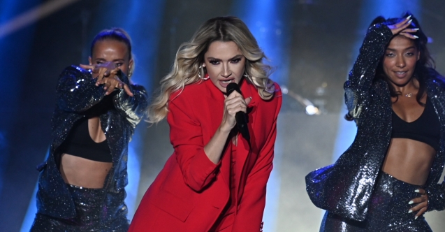 Açıkhava’da Hadise rüzgarı