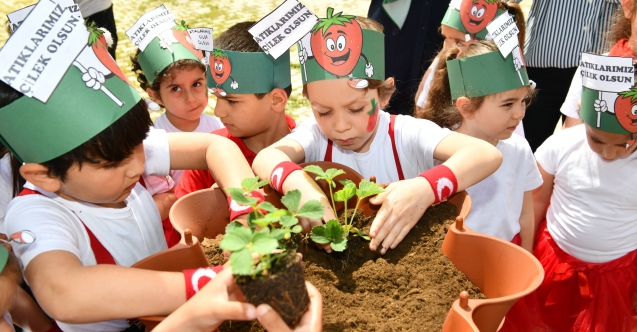 Mustafakemalpaşa Belediyesi'ne çevre ödülü
