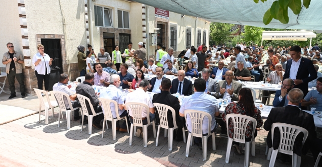 Kavurma kazanları birlik için kaynadı