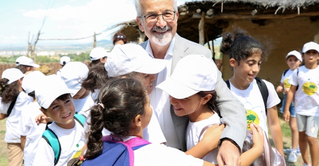 “Nilüfer Doğa ve Bilim Yaz Okulu” kapılarını Aktopraklık’ta açtı