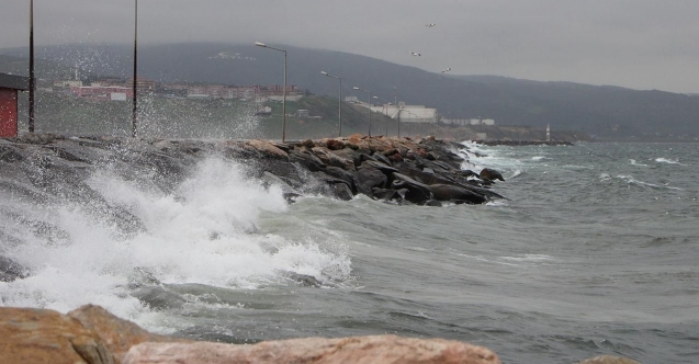 Ege ve Marmara'ya kuvvetli fırtına uyarısı