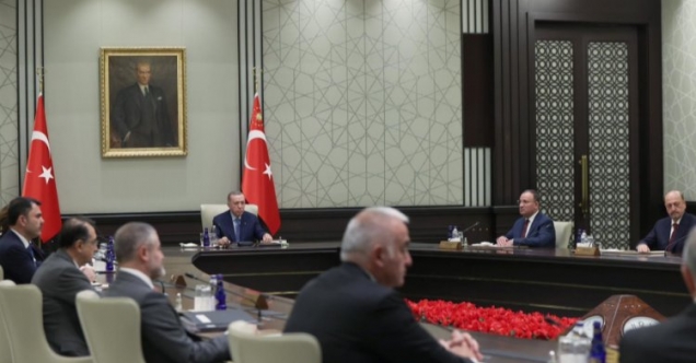 Gözler 'büyük yapılandırma' için Kabine'de