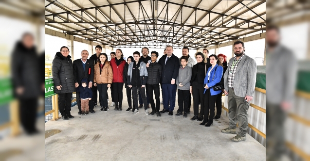 Osmangazi’de En Çevreci Muhtar Ve Öğrencilere Plaket