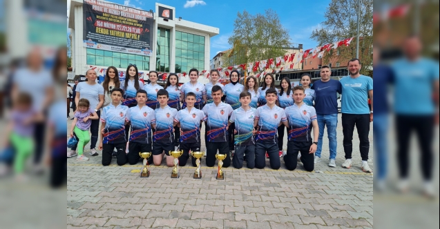 İNEGÖL BELEDİYESPOR'DAN MİLLİ TAKIMA 4 SPORCU