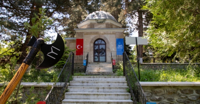 İNEGÖL'ÜN FATİHİ TURGUT ALP'İN TÜRBESİ RESTORE EDİLDİ