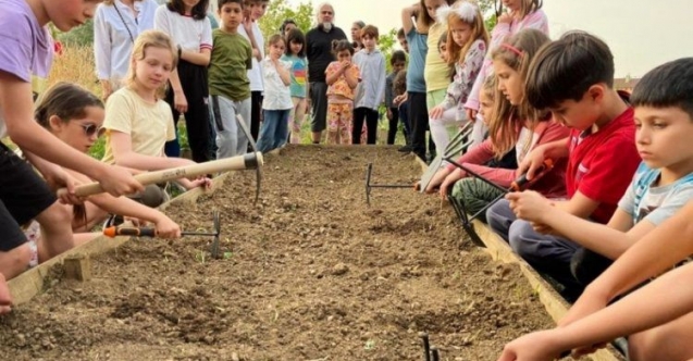 NİLÜFER'DE ÇOCUK BOSTANINA YOĞUN İLGİ