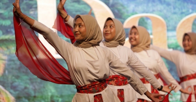 ENDONEZYA'DAN BURSA'YA: 'EVE YOLCULUK'