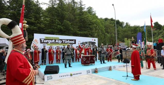 İNEGÖL'DE TURGUT ALP'E TORUNLARINDAN VEDA