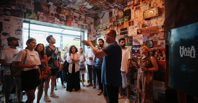 NİLÜFER'DE ALIŞILMIŞIN DIŞINDA BİR SERGİ: "PULLA MARS ARASINDA"