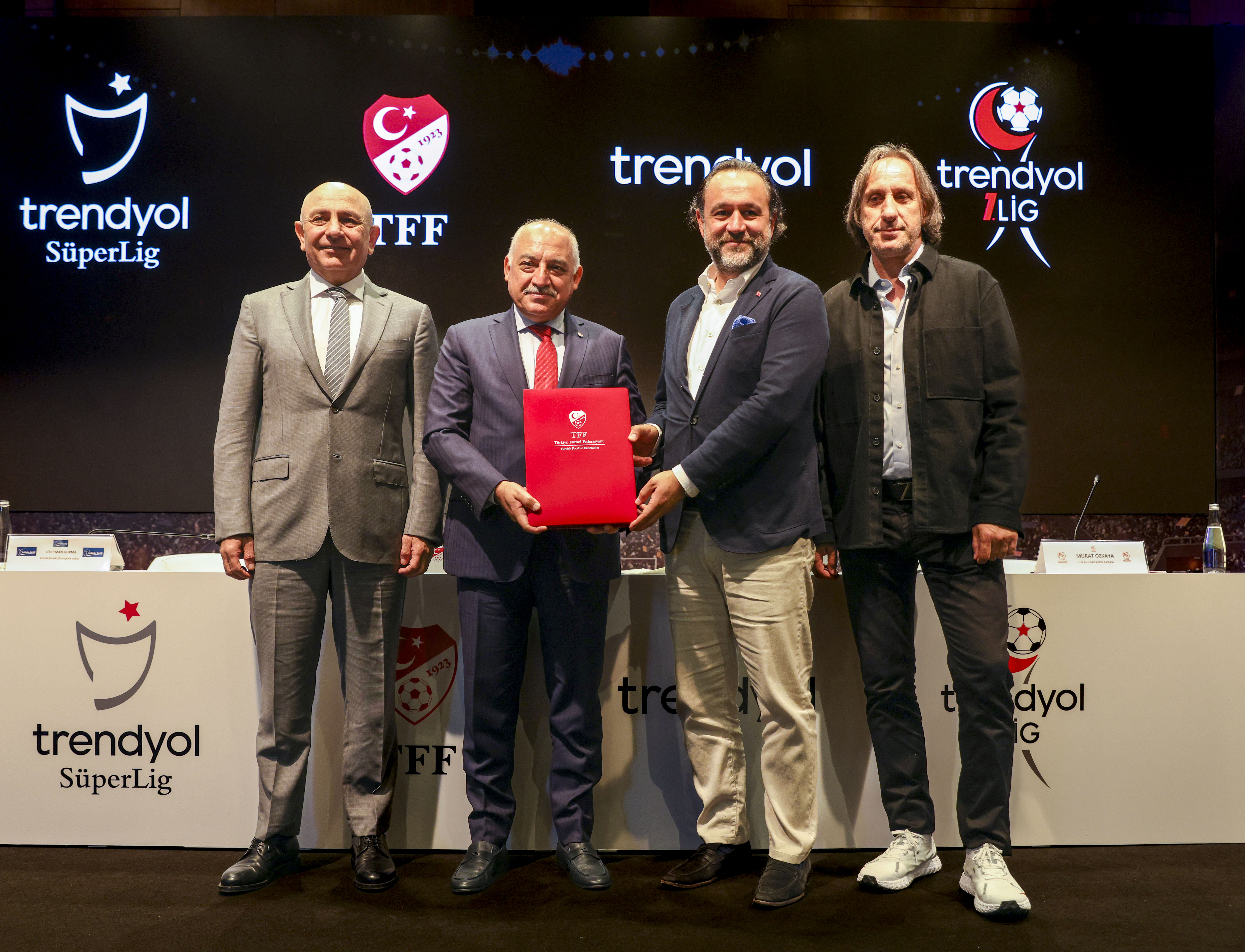 SÜPER LİG VE 1. LİG’İN İSİM SPONSORU TRENDYOL OLDU