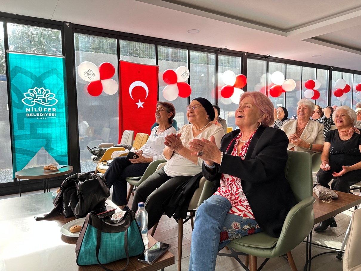 Cumhuriyet’in 100. Yılı Huzurevinde Coşkuyla Kutlandı