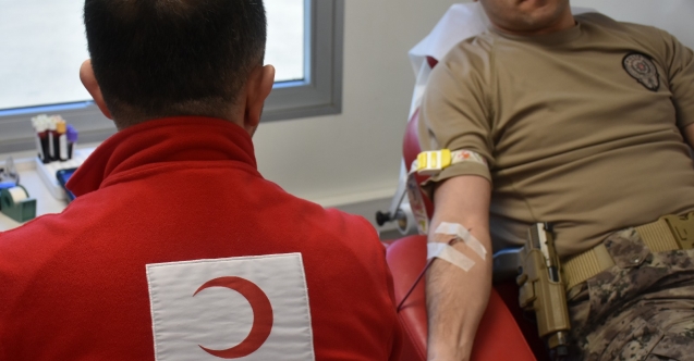 “Kan ver can ver” sloganı ile Emniyet Personelleri kan bağışında bulundu