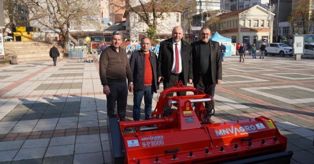 Bursa Büyükşehir Belediyesi’nden çiftçilere ekipman desteği