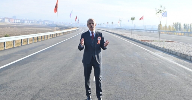 Otoyollarda gişesiz, bariyersiz ulaşıma geçiliyor