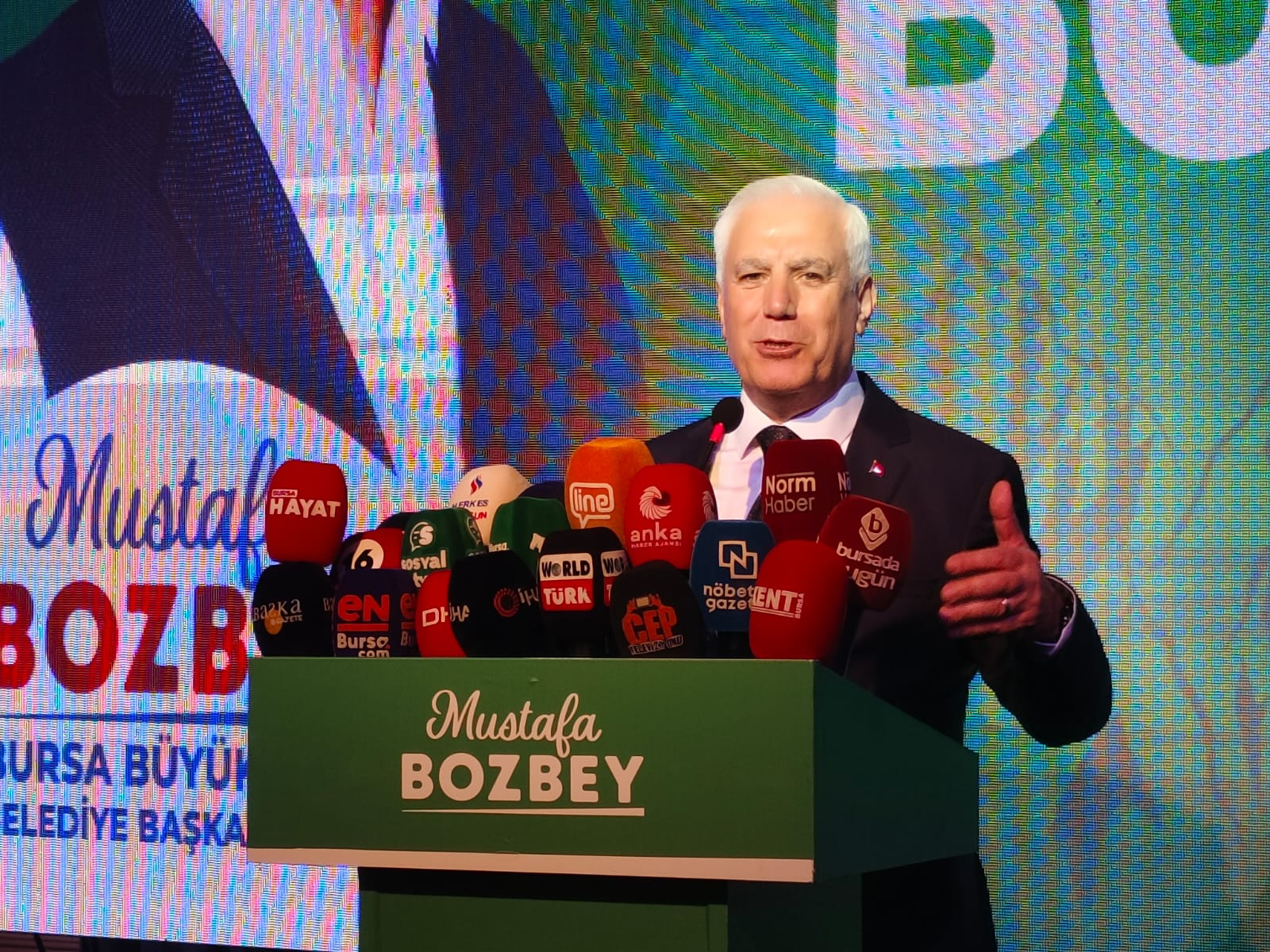 Bozbey: "Bursa Kazanmaya Devam Ediyor!"