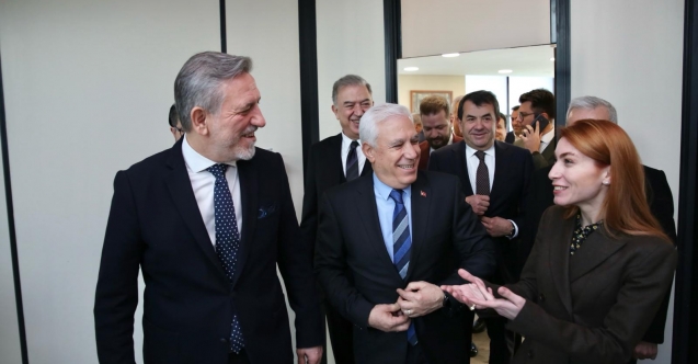 Mustafa Bozbey’den BTSO Başkanı Burkay’a ziyaret