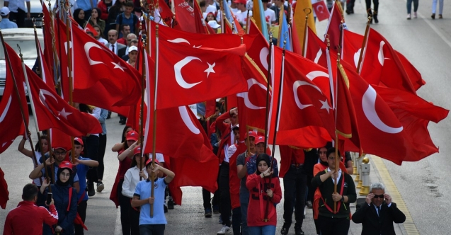 Haluk Levent’in katılımıyla ‘Osmangazi Gençlik Yürüyüşü’
