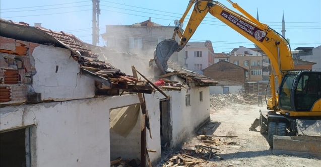 Atıl Alanlar Yıkılarak Yeni Ulaşım Ağı Oluşturuluyor
