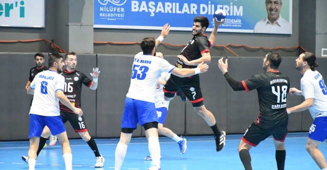 Nilüfer Belediyespor zirve yürüyüşünü sürdürüyor
