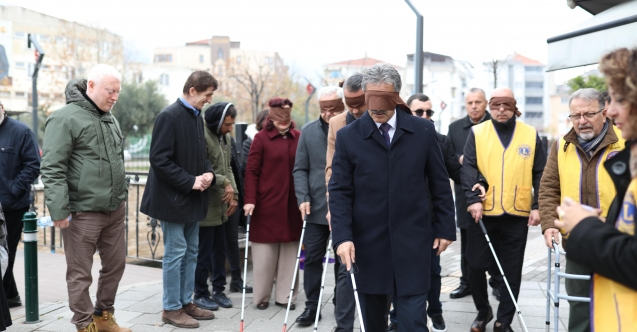 Gemlik’te Görme Engelliler İçin Farkındalık Etkinliği Düzenlendi