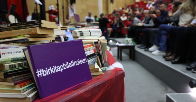Kitaplar bilet oldu kütüphane rafları doldu