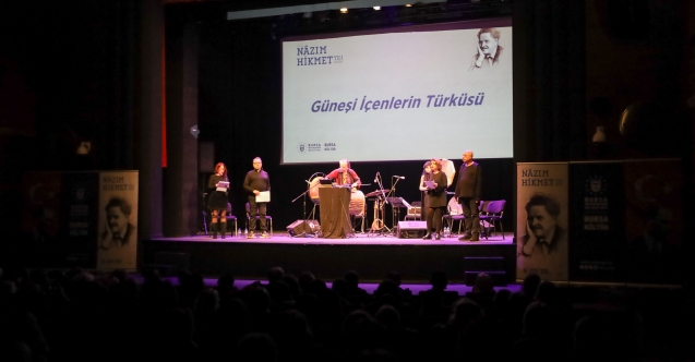 'Mavi gözlü dev' şiirlerle anıldı