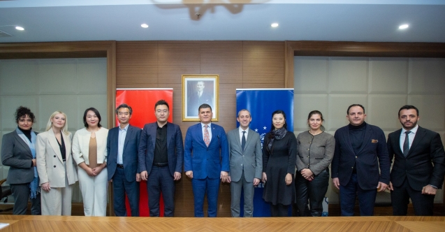 Çinli genç girişimcilerden Bursa Büyükşehir’i ziyaret etti