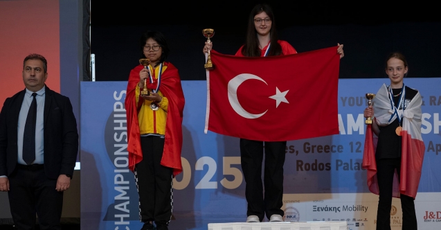 Büyükşehir Belediyesporlu Arya dünya şampiyonu oldu