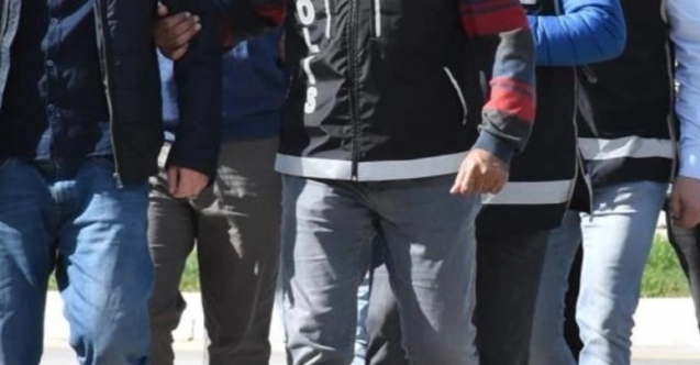 İzmir 1 Mayıs gözaltıları: Öğrenci ve sendikacılara operasyon