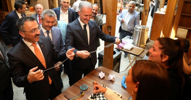 İnegöl'de Oyuncak Sergisi çocukları geçmişe götürüyor