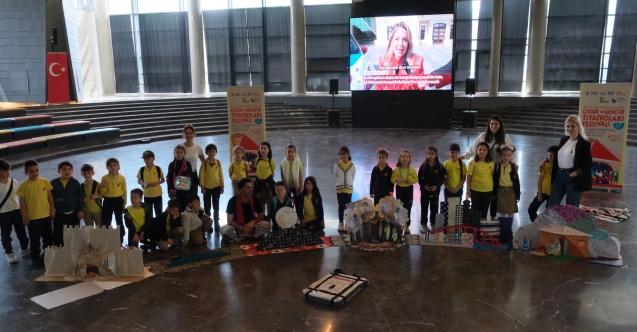 Uluslararası Tiyatro Festivali Bursa'da devam ediyor