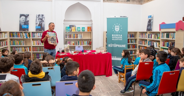 Büyükşehir'den çocuklara kitap etkinliği