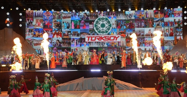 İnegöl Halk Dansları Topluluğu, Aktau Festivali'ne katıldı
