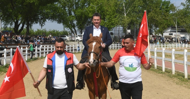 Geleneksel Rahvan At Koşusu Osmangazi'de yapıldı