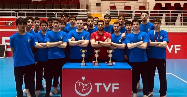 İnegöl'ün voleybol altyapısı Bursa'da derece yaptı