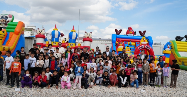 GESİAD bayramda, depremzede çocukları sevindirdi