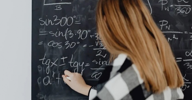 MEB 15 bin sözleşmeli öğretmen alımı başladı