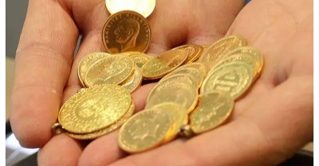 Altın haftaya düşüşle başladı: Gramı 4 bin 78 lira