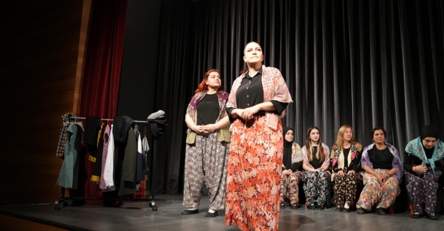 Başkan Işık'tan Gürsulu tiyatroculara destek