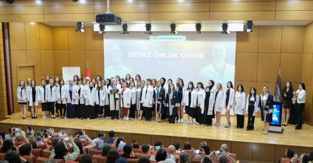 Mudanya Üniversitesi’nde beyaz önlük giyme töreni