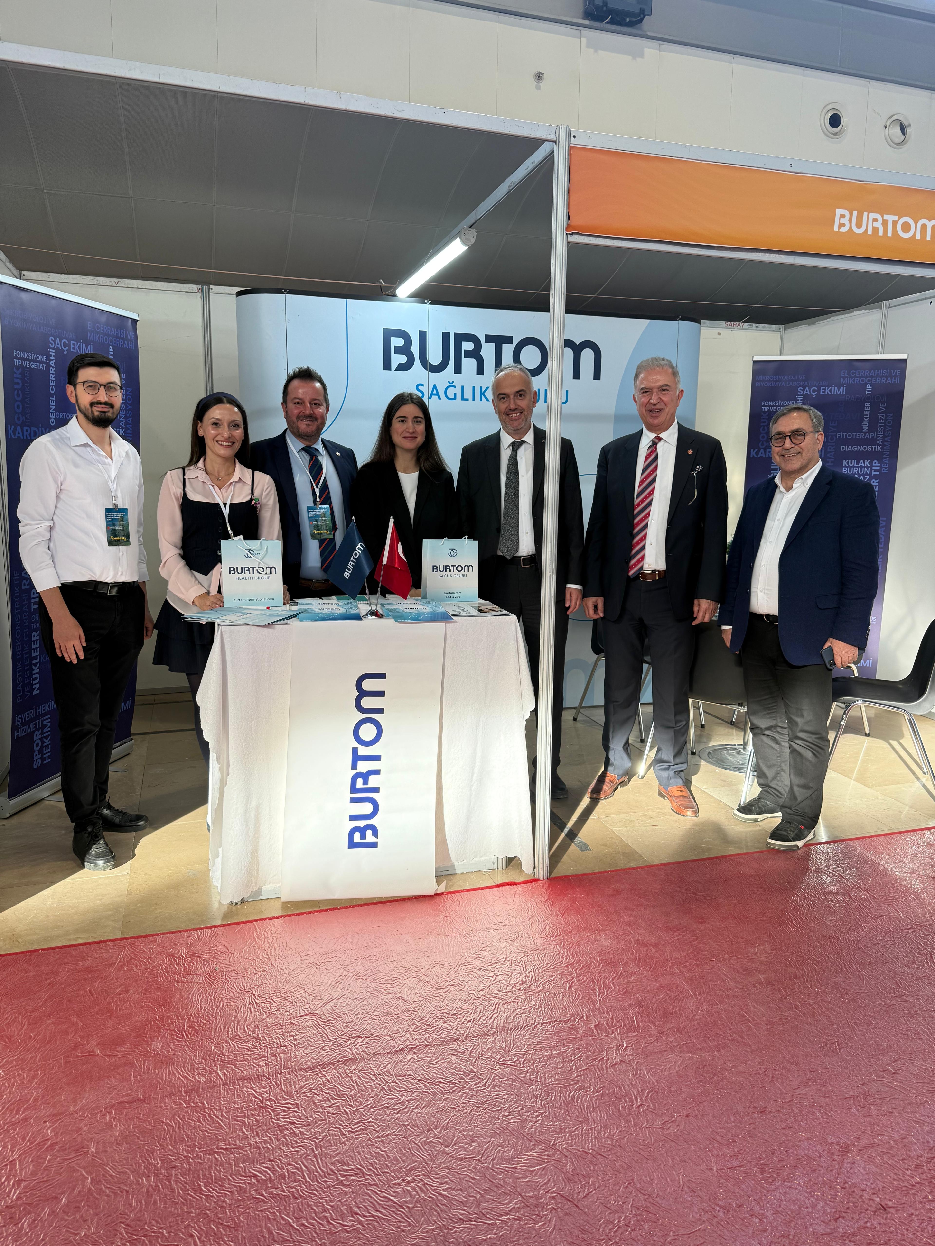 BURTOM Sağlık Grubu’na Uluslararası Sağlık Turizmi Zirvesi’nde Onur Ödülü
