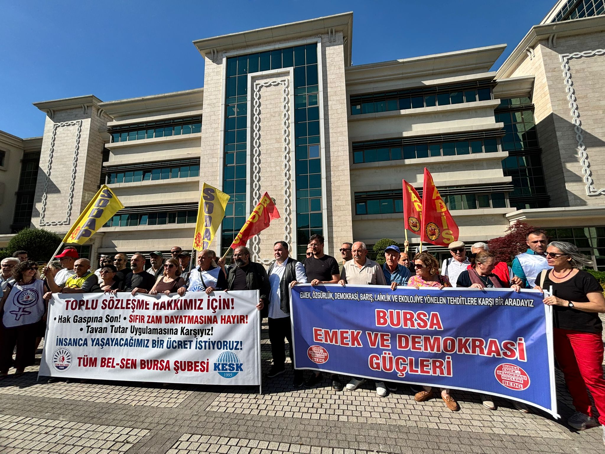 Bursa'da toplu sözleşme krizi