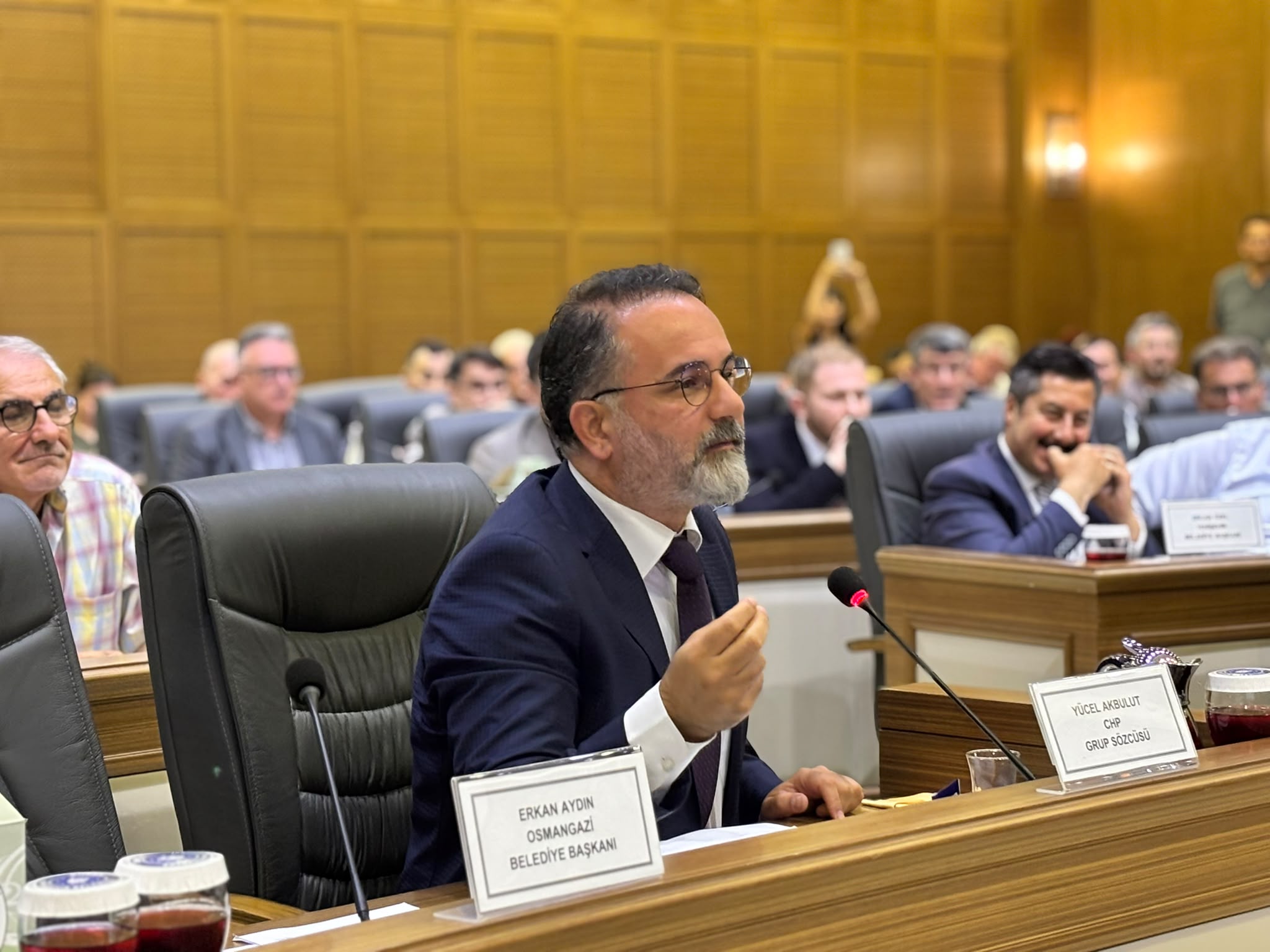 "Başkan değil, Başkan vekili seçildi": Akbulut’tan "üst yönetici" uyarısı