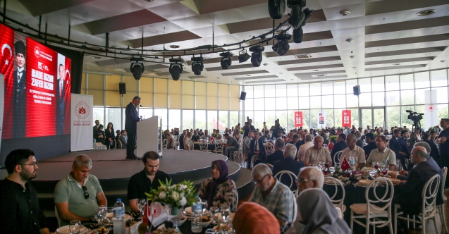 Vali Erol Ayyıldız, kahraman gaziler ve şehit aileleriyle yemekte buluştu